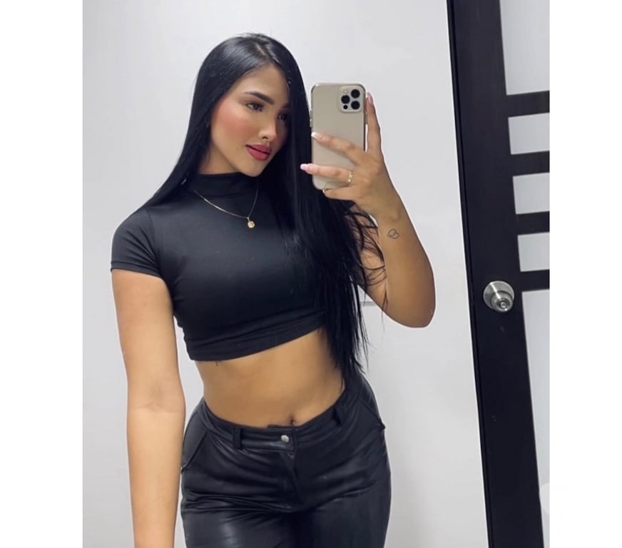 Escorts Staffordshire Stafford - Photos for AMORA PARTY GIRL 🍑 NEW IN TOWN ❤️‍🔥😝