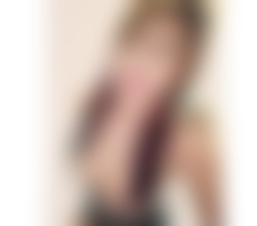 Sweet Korean Girl – Bright Smile & Lovely Company