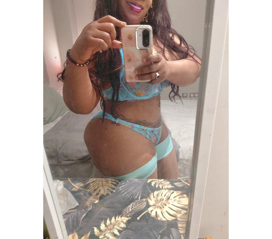 Escorts Bracknell Forest Bracknell - Bracknell Forest - Photos for Paola 🍑 LATINA IN TOWN 🥂DominatrixX