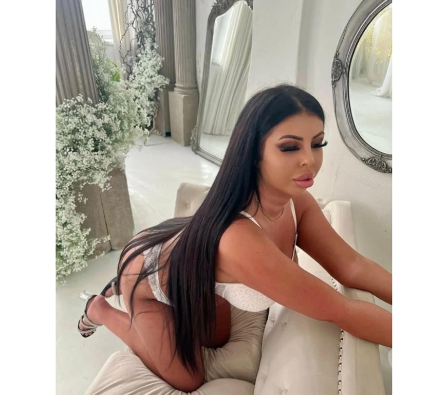 Escorts East London Canning Town - East London - Photos for Sierra💋New In Town💫Real Profile💯