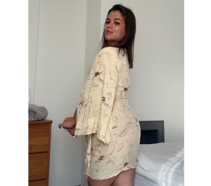 Trans Escorts Pontoon Dock East London - Photos for Sexy Curves From Brazil 🇧🇷 The Best Full Service