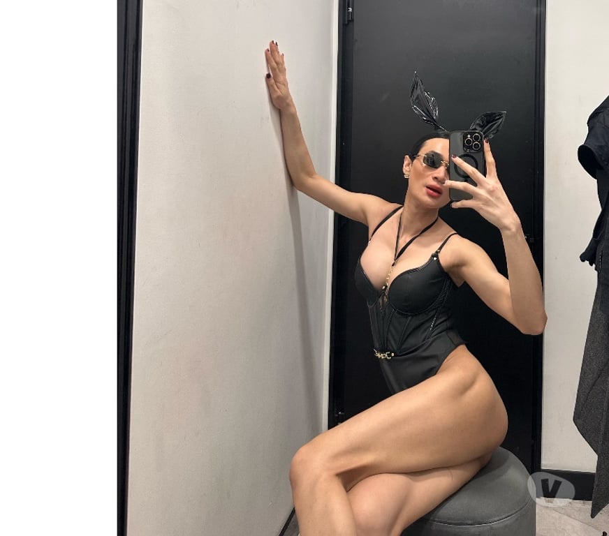 Escorts Glasgow Crosshill - Glasgow - Photos for Attractive Thai Transsexual Transversatile Mistress Lydia