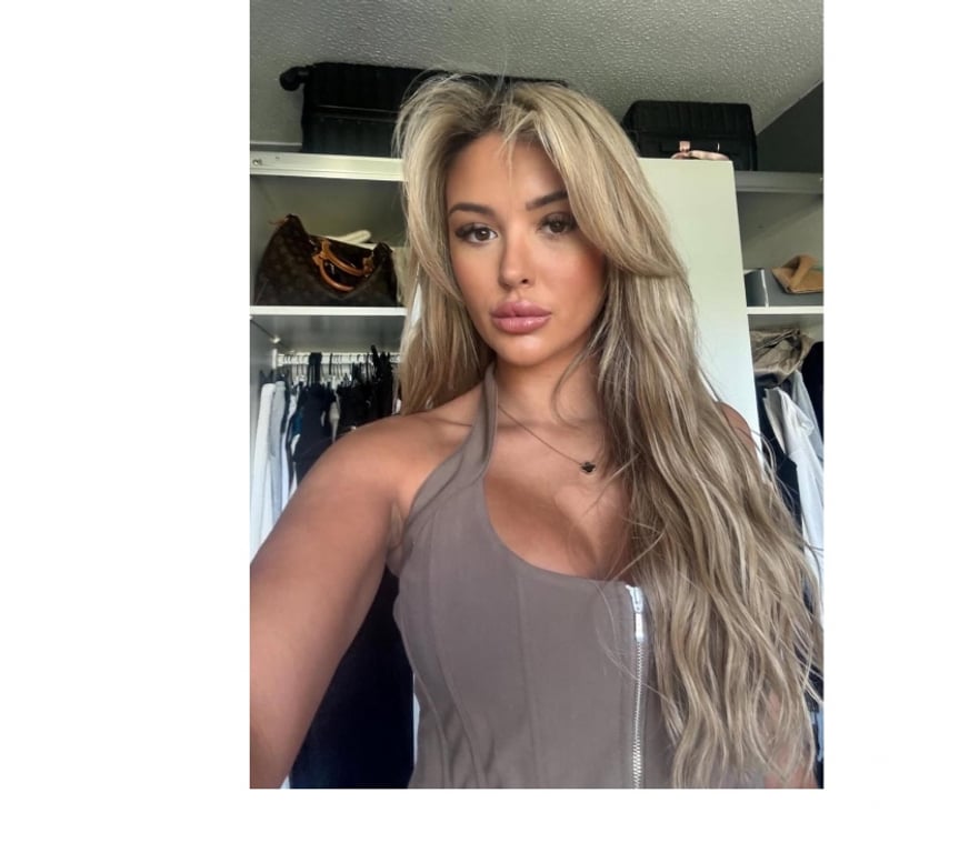 Escorts Derbyshire Derby - Photos for LARISSA BRASILEIRA🔥PARTY GIRL🥂FULL SERVICE 🔥🥂