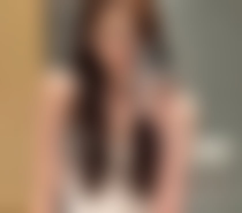 Photos for NEW young Asian lady😘 one week
