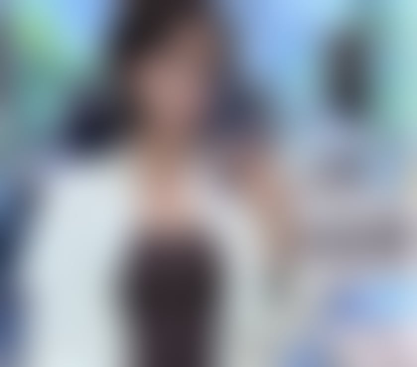 Photos for An elegant young Asian lady😘