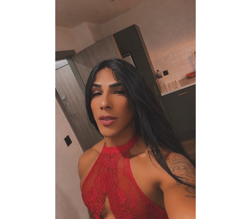 Trans Escorts South Yorkshire Sheffield - Photos for Scarlet Strong Girl