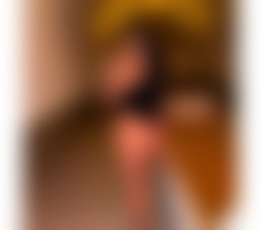 Escorts West Yorkshire Leeds - Photos for Sarah back to LEEDS best service