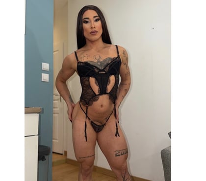 Transsexual Escorts Brighton City Centre Brighton - Photos for Sophie Fit First Time here