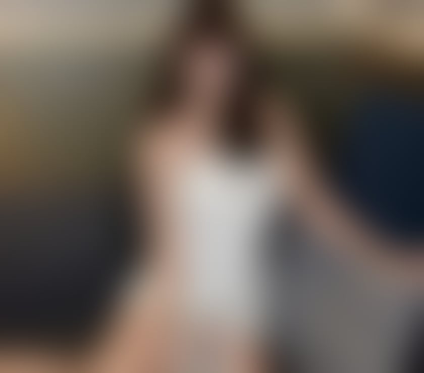 Escorts Streethay Lichfield - Photos for Pure Warmth & Natural Elegance