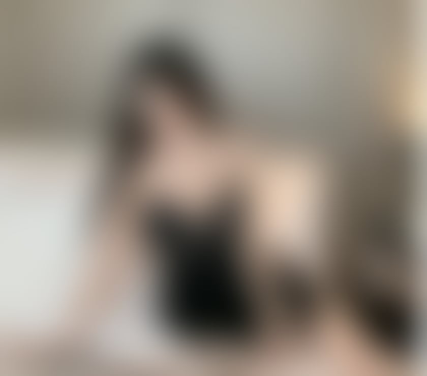 Escorts Streethay Lichfield - Photos for Pure Warmth & Natural Elegance