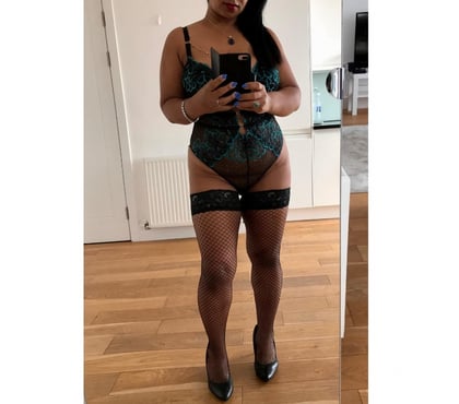 Photos for 🔥PAMELA NEW PICS sweet girl BOOBS NATURAL 38DD 🔥