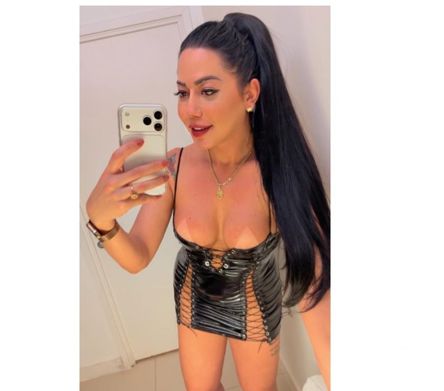 Trans Escorts North London East Finchley - North London - Photos for Grazyellen 🔥 Top 🍆 Bottom 🍑