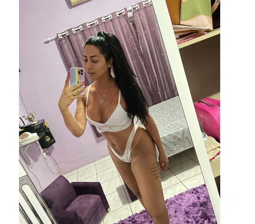 Trans Escorts North London East Finchley - North London - Photos for Grazyellen 🔥 Top 🍆 Bottom 🍑