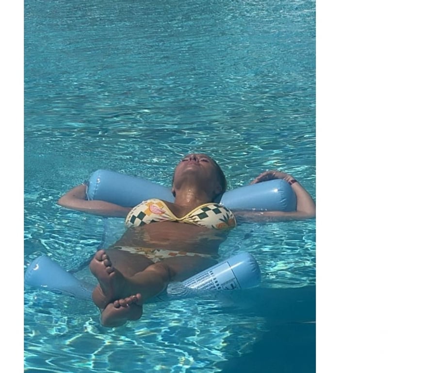 Escorts Warrington Lymm - Warrington - Photos for Polish Pie Pandora Mature Well Experienced Slimmer figure!
