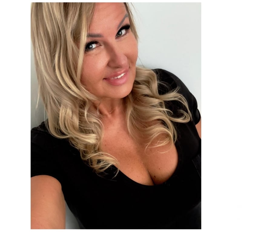 Escorts Warrington Lymm - Warrington - Photos for Polish Pie Pandora Mature Well Experienced Slimmer figure!