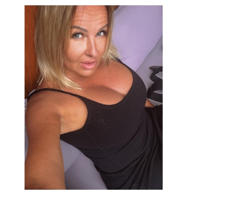 Escorts Warrington Lymm - Warrington - Photos for Polish Pie Pandora Mature Well Experienced Slimmer figure!