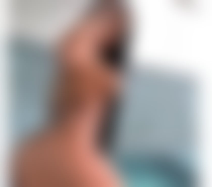  Escorts & Erotic Massage Reading Town Centre Reading - Photos for 🇧🇷 LUANA 🇧🇷 BRUNETTE VERY HOT 🔥❤️‍🔥