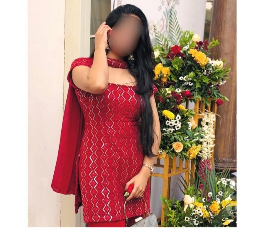 Escorts Bedfordshire Luton - Photos for NILA South Indian Tamil Girl New in LUTON