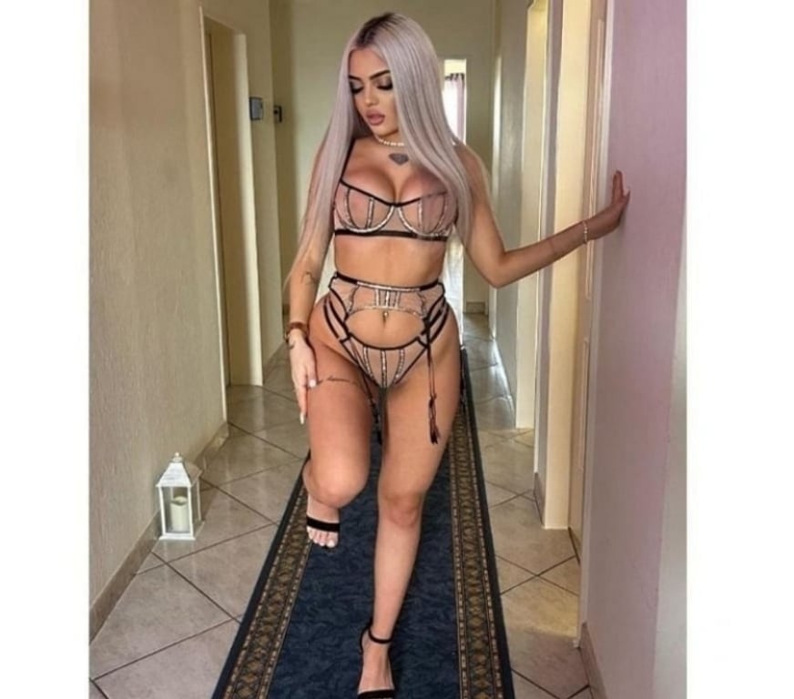 Escorts West Yorkshire Leeds - Photos for Kim Queen of service NO RUSH SERVICE