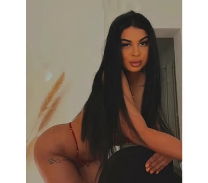  Escorts Huddersfield Kirklees - Photos for Alessia best services party gril