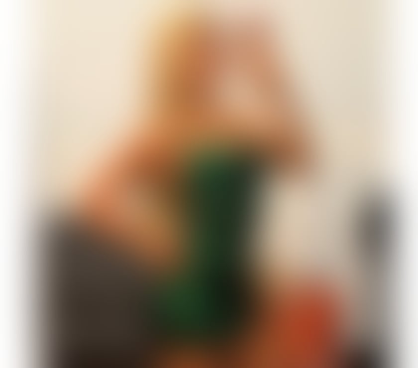 Escorts East London Havering - Photos for Julia is new in the area.