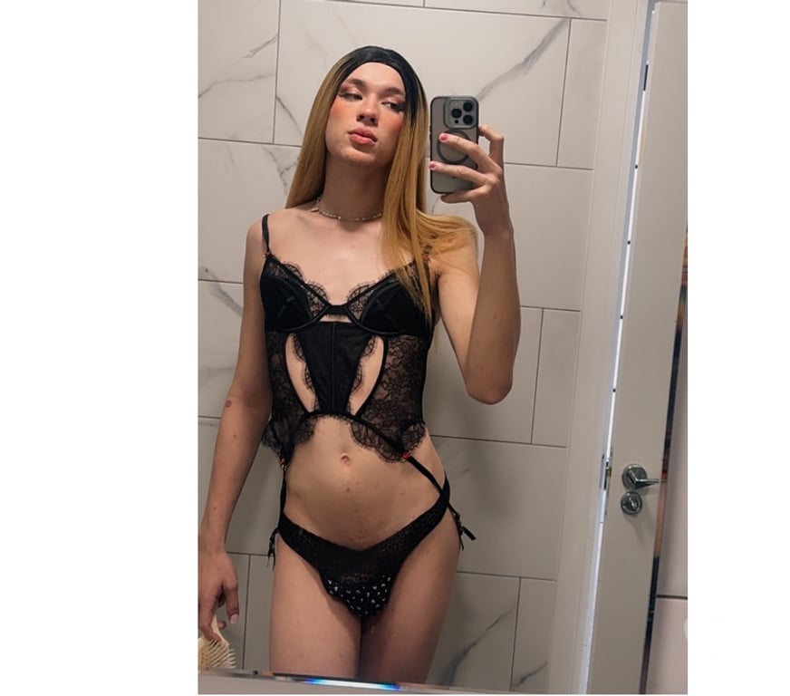 Trans Escorts East Sussex Brighton - Photos for Vanessa 😈🇧🇷 Party girl 8’3