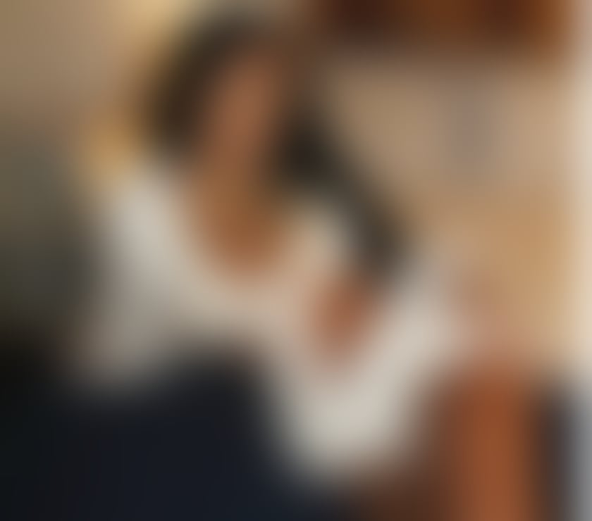 Escorts Mill Hill North West London - Photos for 🔥 CURLY, SEXY AND IMPOSSIBLE TO FORGET 😘
