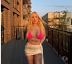 ARY BLOND GIRL NEW IN TOWN 😈❤️