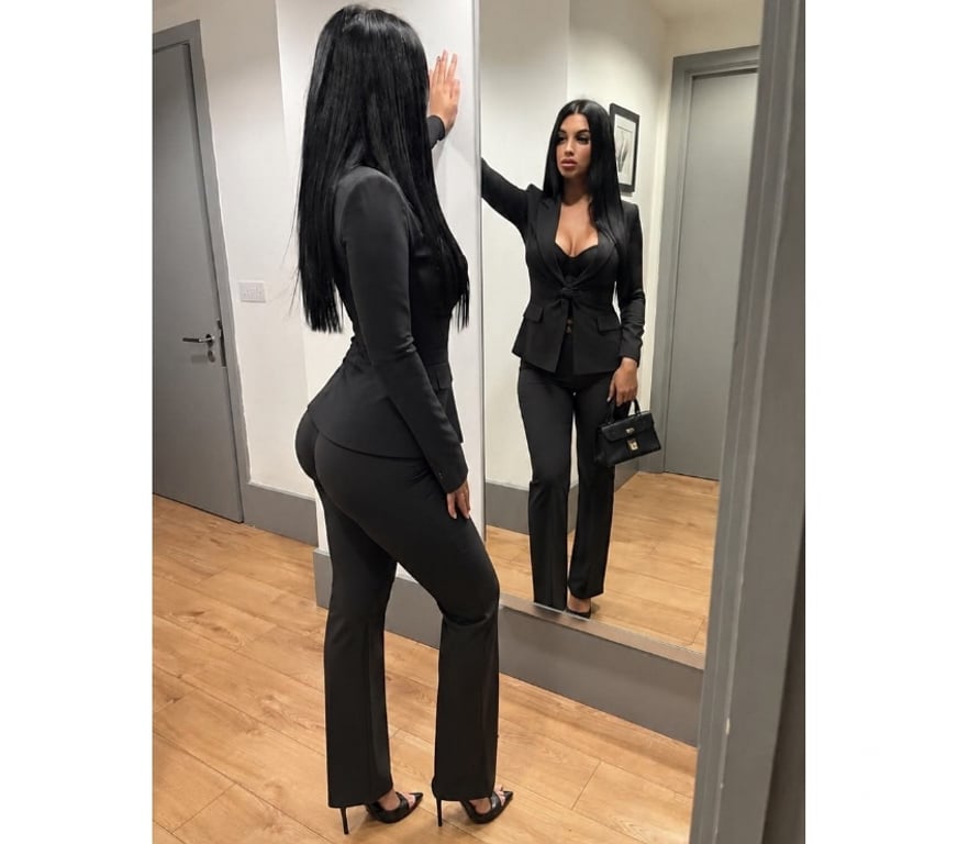 Escorts South West London Kingston upon Thames - Photos for Larisa new in town lets have real fun xx