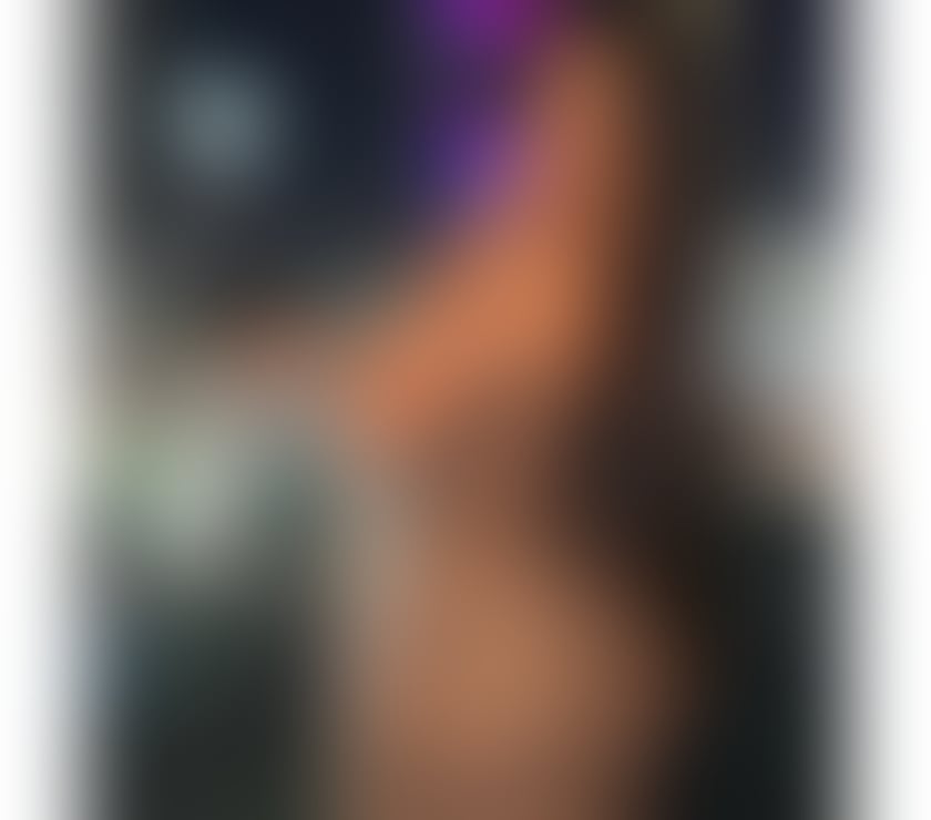 Escorts South West London Sutton - Photos for BIANCA BEST MASSAGE BODY TO BODY WITH OIL👅💦HAPPY