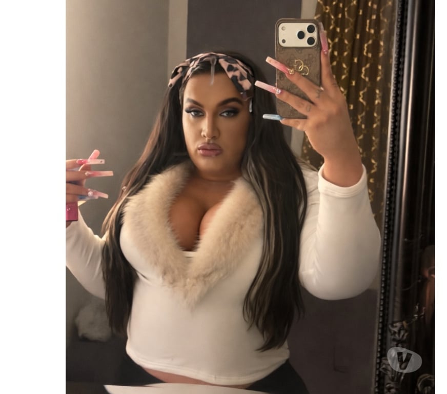 Escorts East London Newham - Photos for TRANS AMELIA FAT ASS SNACK FOR U 🧁🍑 SHEMALE IN E16
