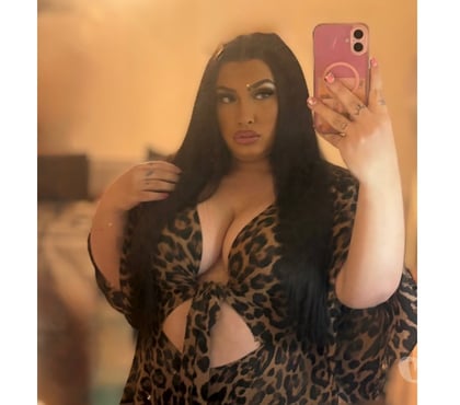  Escorts Newham East London - Photos for TRANS AMELIA FAT ASS SNACK FOR U 🧁🍑 SHEMALE IN E16