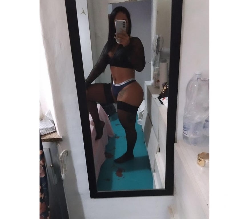 Escorts East London Havering - Photos for the best party girl in your area