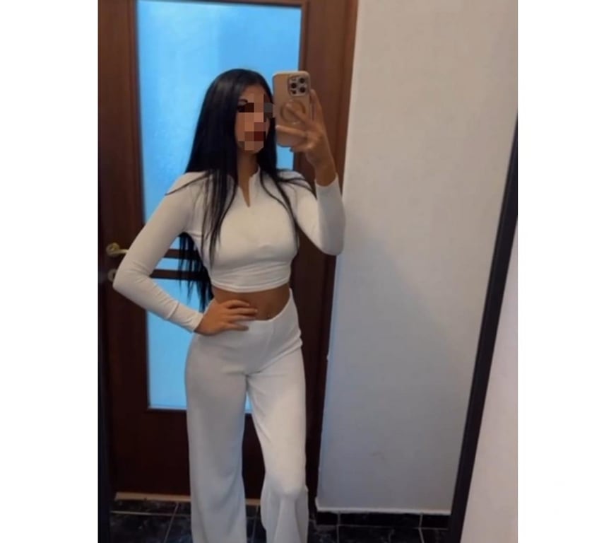 Escorts East London Canary Wharf - East London - Photos for Hot girl xx call me x x xxxxx
