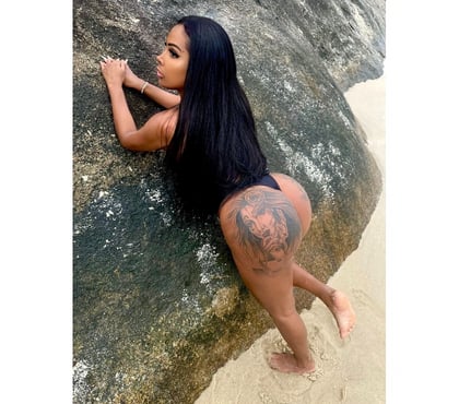 OWO Escorts & Erotic Massage Leeds City Centre Leeds - Photos for Cinthya Brazilian beauty full of charm!!