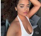 Zara 🔥 GIRL WITH NATURAL BREAST
