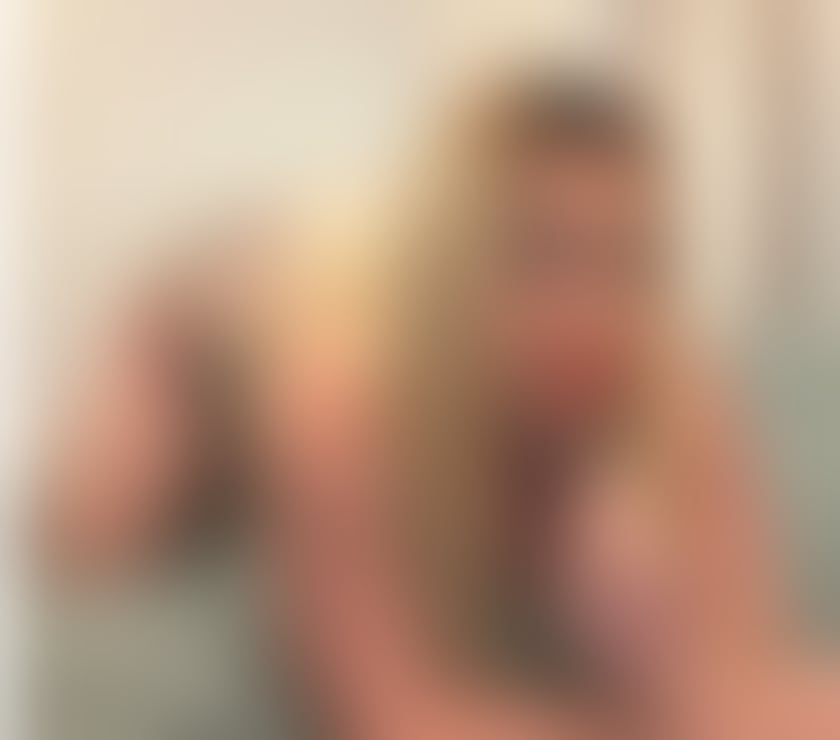 Escorts Greater Manchester Manchester - Photos for CAROLINE WITH GORGEOUS CURVES 😍