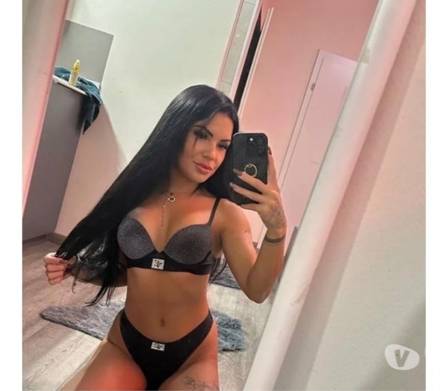 Escorts West Yorkshire Leeds - Photos for Roxy gfe party😜 sexy🥵 beautiful