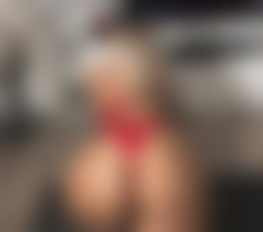 Escort Hall Green Birmingham - Photos for New in town sexy Latino Sofia blonde party 🥂