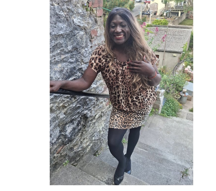 Trans Escorts Hampshire Southampton - Photos for Artiving southampton on thursday