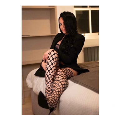  Escorts & Erotic Massage Earls Court South West London - Photos for 🔞PARTY PARTY PARTY🔞