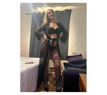 Escorts Isleworth Hounslow - Photos for MARIA ATTRACTIVE AND HARD TO FORGET 🍑🌶️