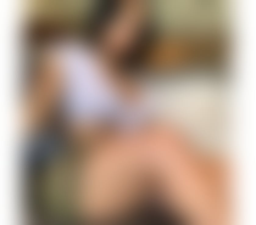 Escorts West Croydon Station South East London - Photos for Cristal 🫦😈 real PARTY Girls 🤤
