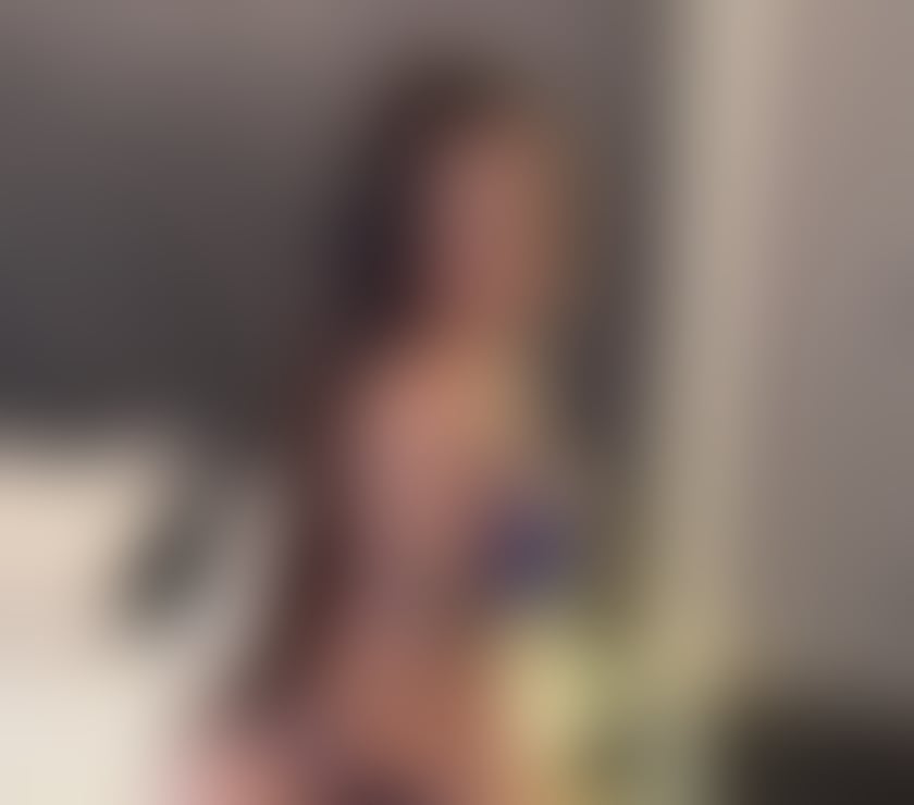 Escorts West London Hounslow - Photos for MIA BEST SERVICE 🍑👙🆕 IN TOWN🍭PARTY