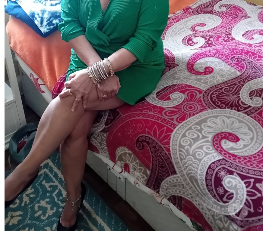 Escorts South West London Richmond upon Thames - Photos for INDIAN 5⭐️ ESCORT AND MASSAGE EXPERIENCE