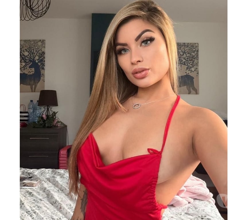 Escorts Essex Southend-on-Sea - Photos for 🔥🔥 NEW IN TOWN OPEM 24 ⏰💥💥