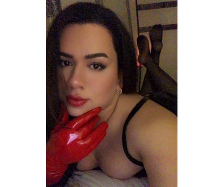 Trans Brentwood Station Brentwood - Photos for ANNA JULIA BRAZILIAN BIG 🍑🍆