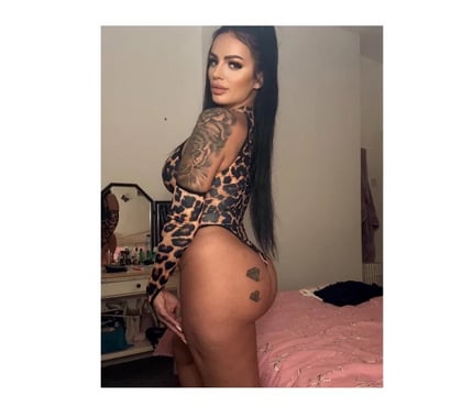 Escorts Falkirk Town Centre Falkirk - Photos for Gueen of bj 🍭big tits🍦🍭 OWO incall Outcall