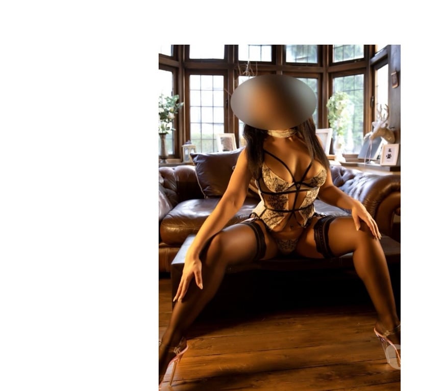 Escorts Greater Manchester Salford - Photos for English independent Dani x