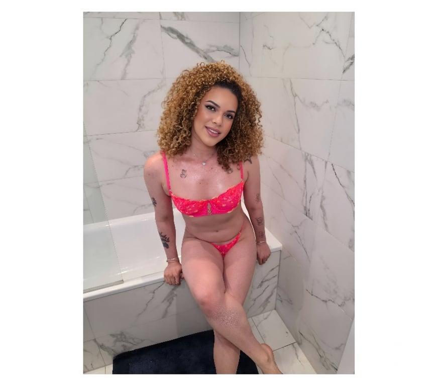 Trans Escorts Hertfordshire Dacorum - Photos for Ts angel hot brasilian 🇧🇷